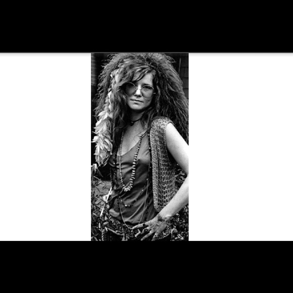 I got my first real six-string
Bought it at the - Picture 3 of 8